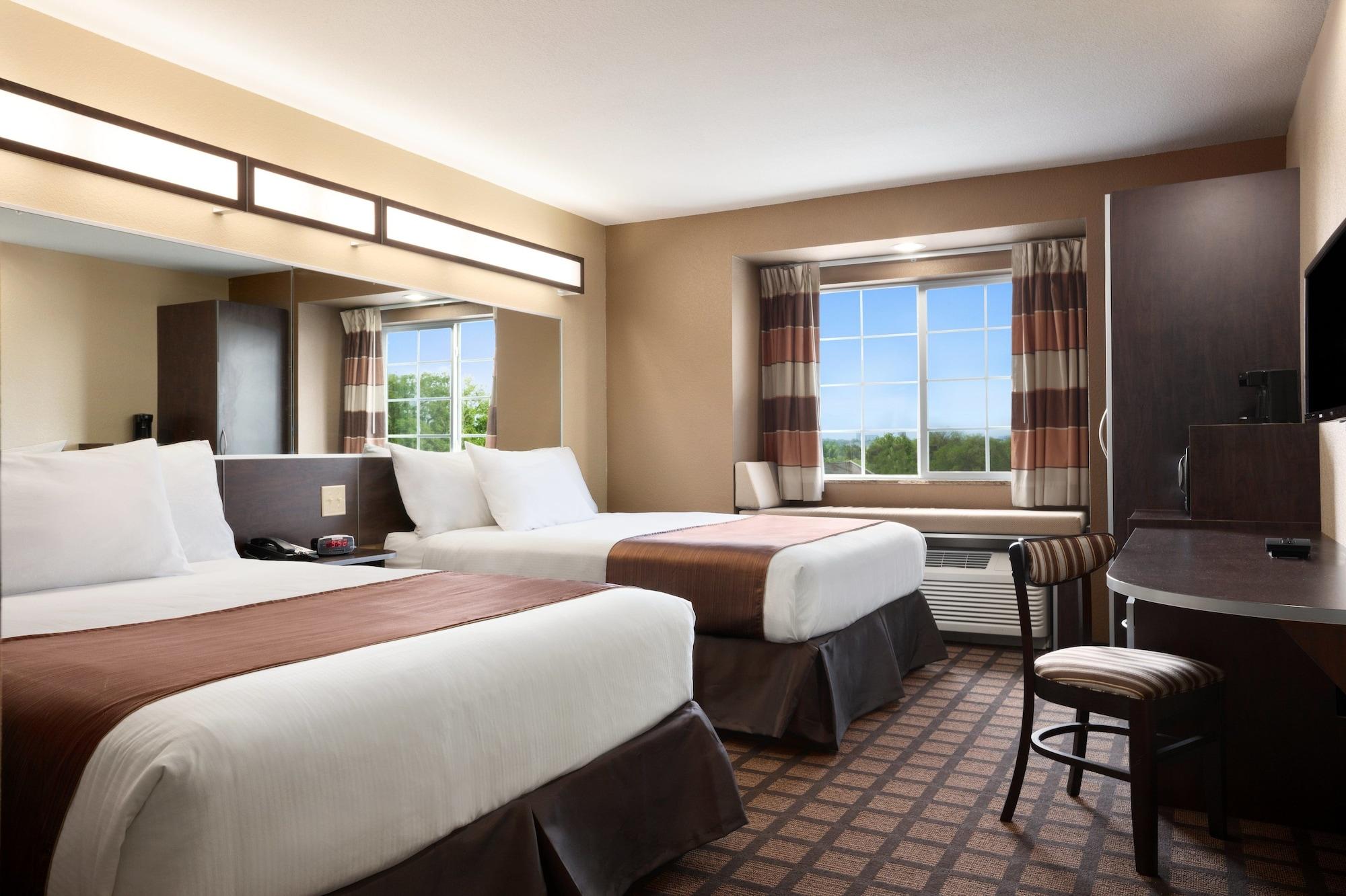 Garner Hotel Gonzales By Ihg מראה חיצוני תמונה